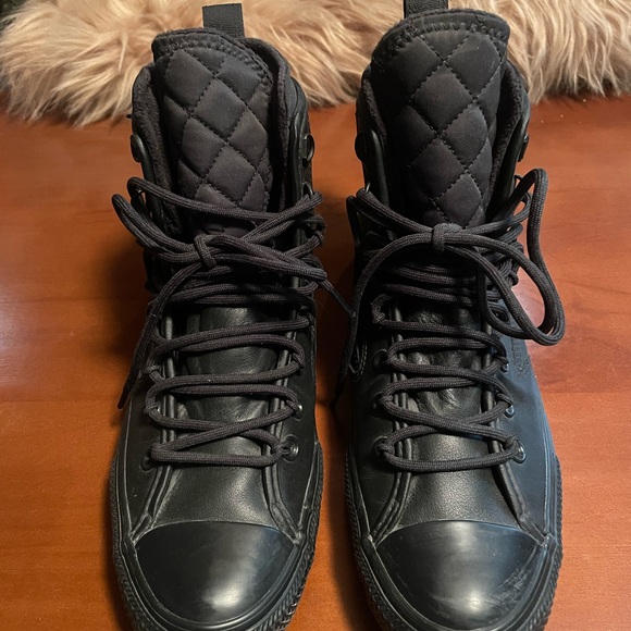 Converse All Star Black High-Top Chuck Taylor high top waterproof leather boots - Picture 3 of 10